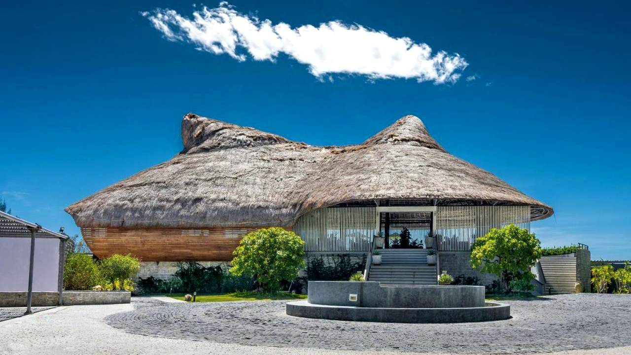 Nhà hàng tại Casa Marina Resort Quy Nhơn